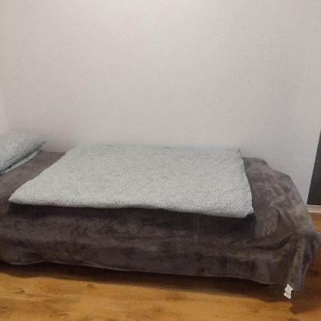 Schoene Sonnige Wohnung Jüchen Exterior foto