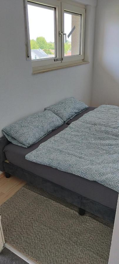 Schoene Sonnige Wohnung Jüchen Exterior foto